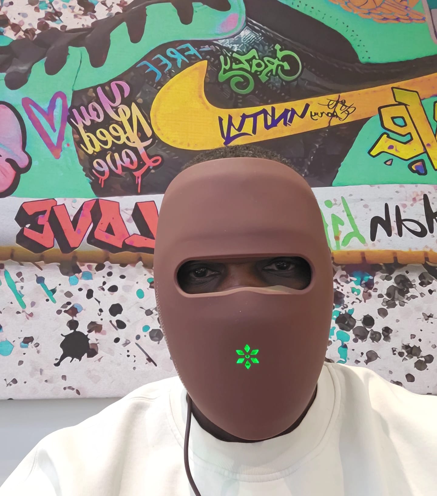 Ember and Ice Wellness - R3store Haus LED Mask